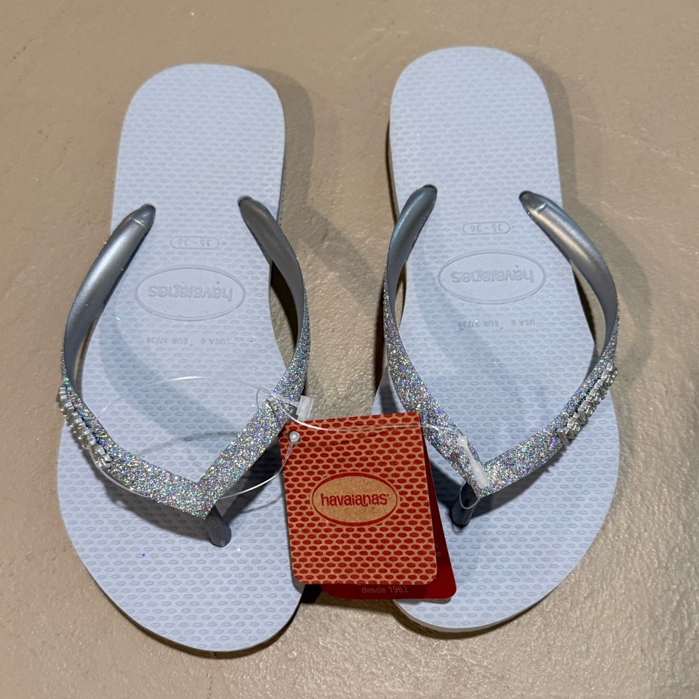 Havaianas Kids Ice Grey Flip Flops with Silver Glitter Straps